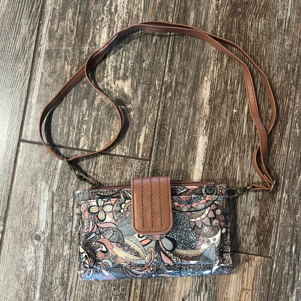 SAKROOTS Olympic Smartphone Crossbody Purse Bag Wristlet Sienna Brown - Picture 4 of 4